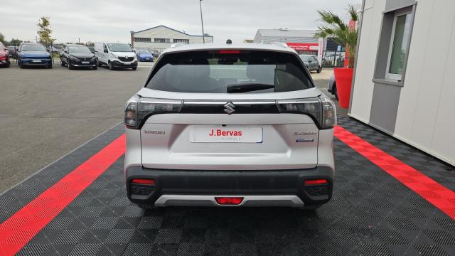 Suzuki S-Cross image 1