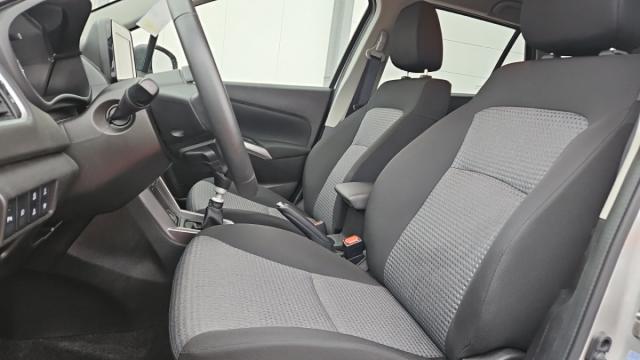 Suzuki S-Cross image 9