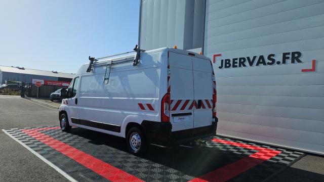 Peugeot Boxer image 1