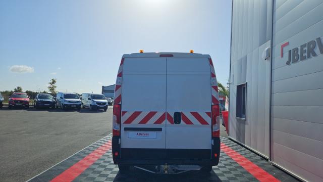 Peugeot Boxer image 4