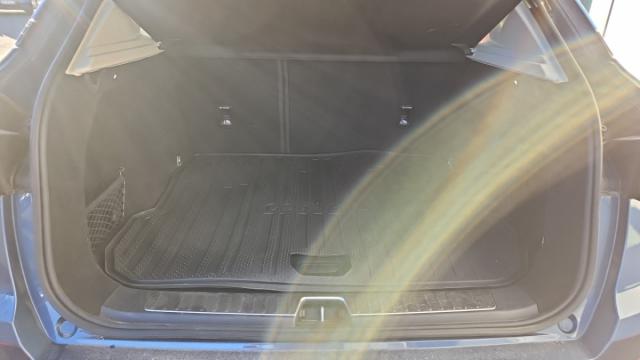 Lynk & Co 01 image 8