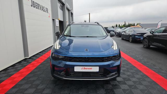 Lynk & Co 01 image 9