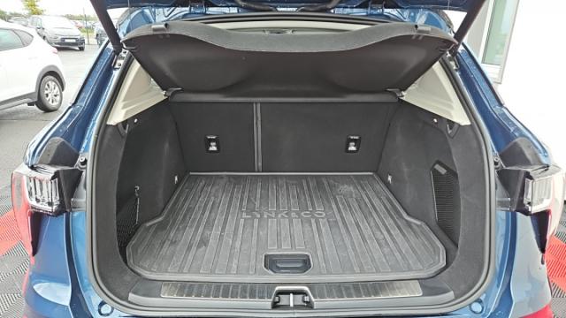 Lynk & Co 01 image 3