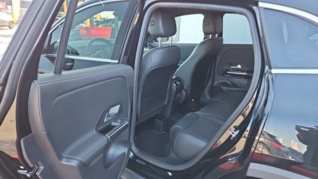 Mercedes Benz Gla image 4