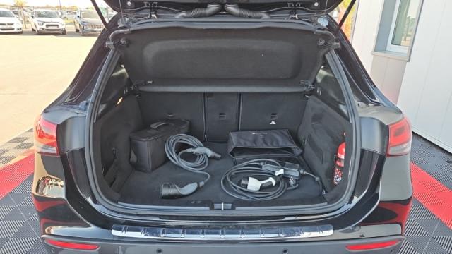 Mercedes Benz Gla image 9