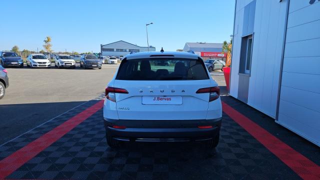 Skoda Karoq image 9