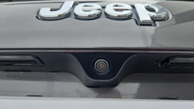 Jeep Compass image 8