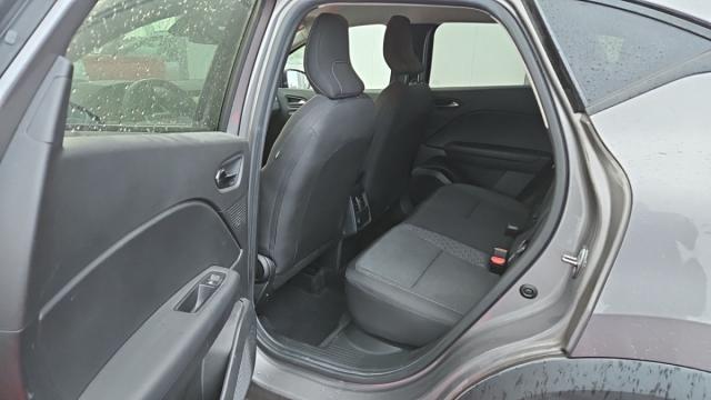 Renault Captur image 9