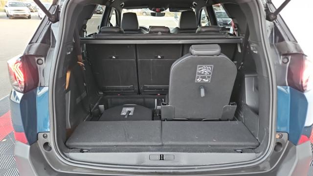 Peugeot 5008 image 1