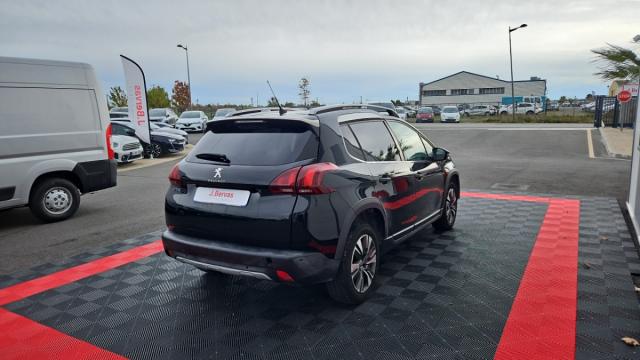 Peugeot 2008 image 4