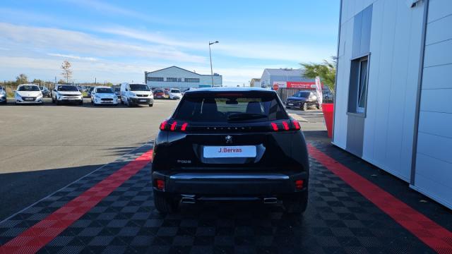 Peugeot 2008 image 1