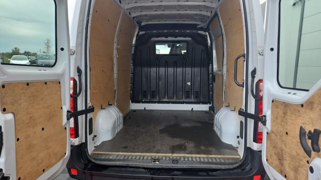 Renault Master image 1