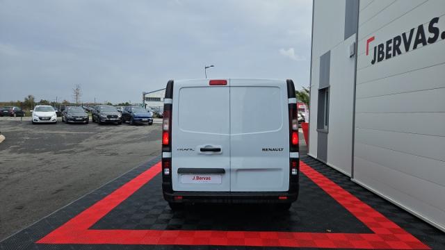 Renault Trafic image 8