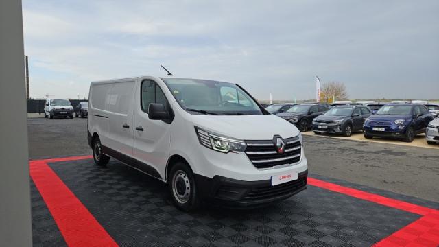 Renault Trafic image 9