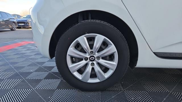 Renault Clio image 8