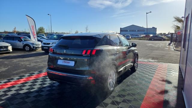 Peugeot 3008 image 2