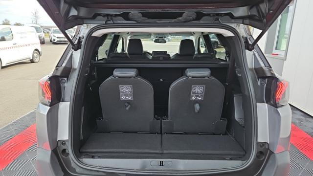 Peugeot 5008 image 8