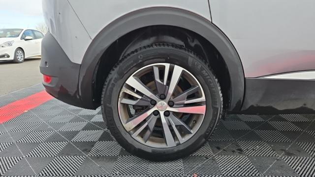 Peugeot 5008 image 6