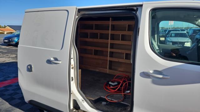 Citroen Jumpy image 8
