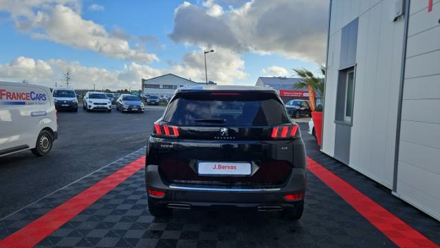 Peugeot 5008 image 1