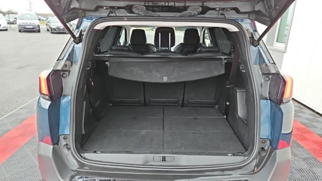 Peugeot 5008 image 2