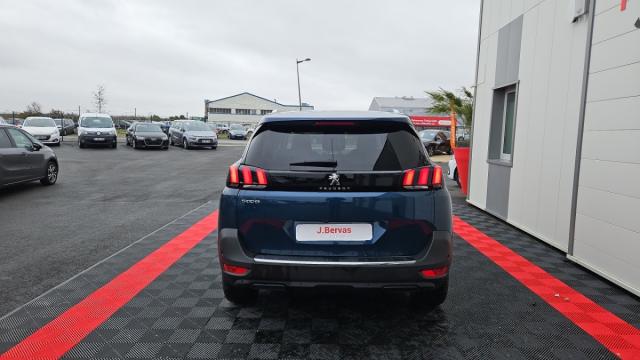 Peugeot 5008 image 9