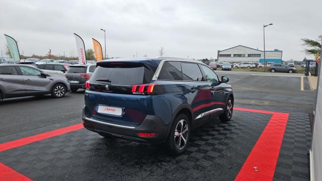 Peugeot 5008 image 5