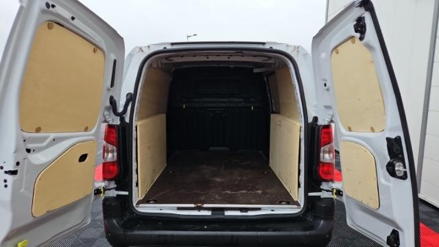Opel Combo Cargo image 5