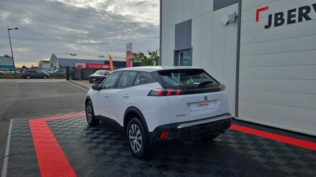 Peugeot 2008 image 9