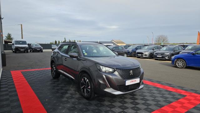 Peugeot 2008 image 2
