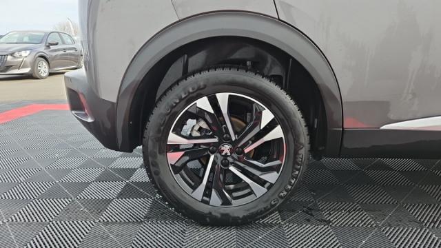 Peugeot 2008 image 1