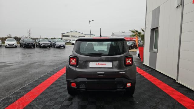 Jeep Renegade image 3