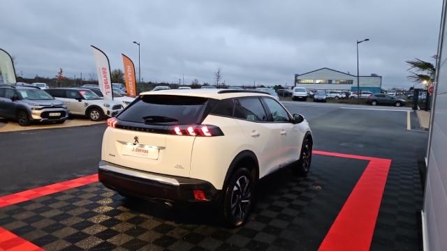 Peugeot 2008 image 1