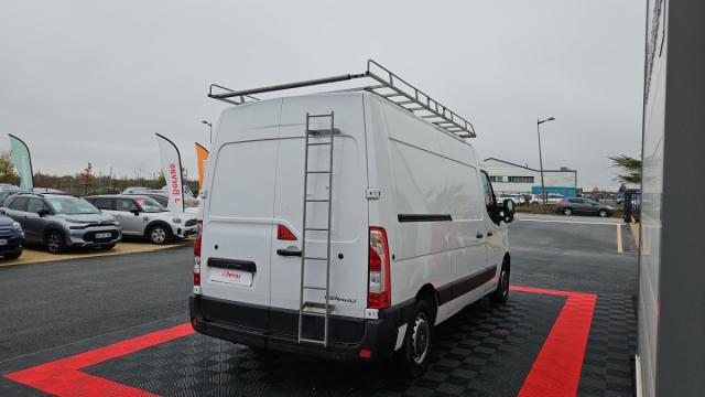 Renault Master image 1