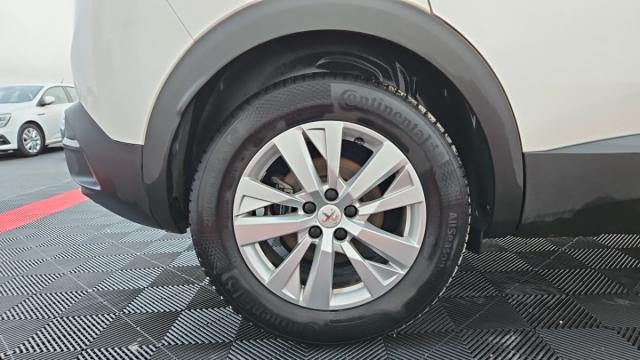 Peugeot 3008 image 3