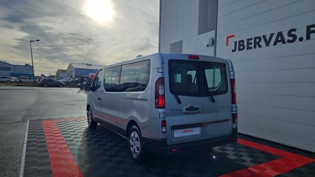 Renault Trafic image 2