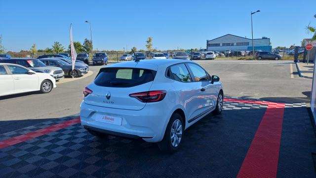 Renault Clio image 8