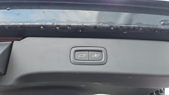 Lynk & Co 01 image 9