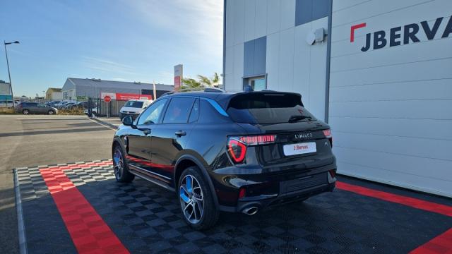 Lynk & Co 01 image 4