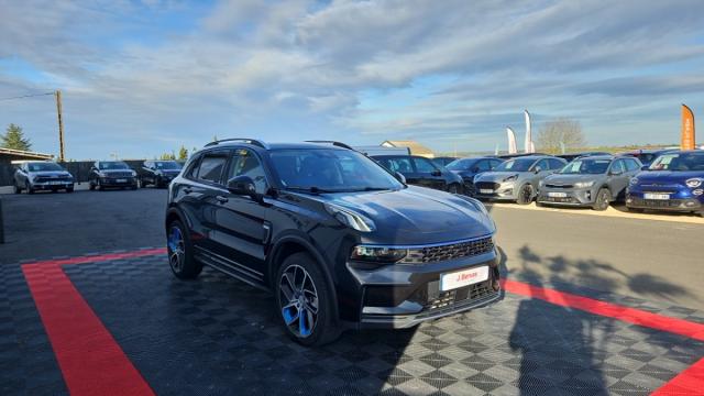 Lynk & Co 01 image 8