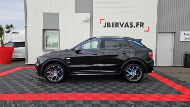 Lynk & Co 01 image 8