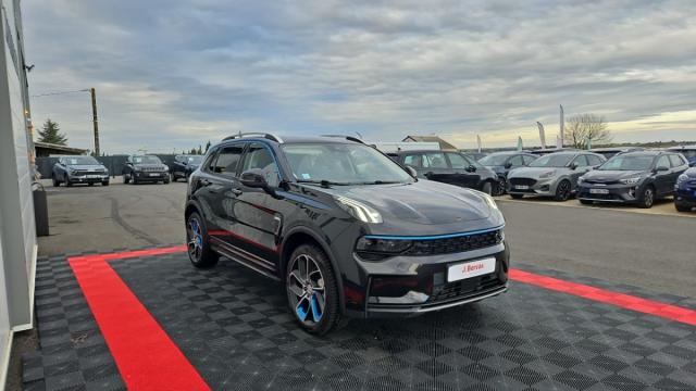 Lynk & Co 01 image 6