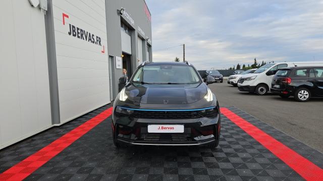 Lynk & Co 01 image 3