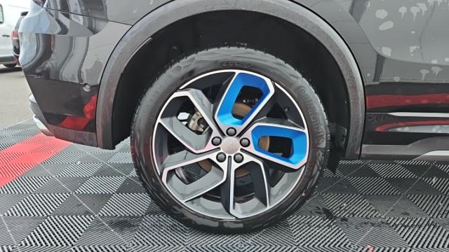 Lynk & Co 01 image 5