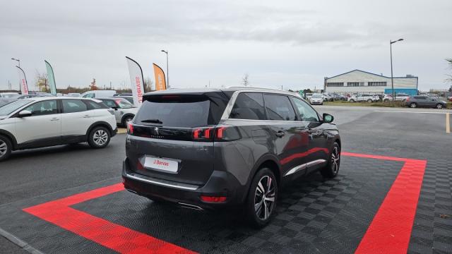 Peugeot 5008 image 3