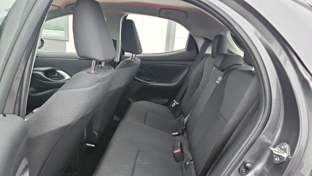 Toyota Yaris image 2