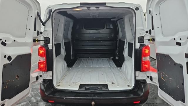 Peugeot Expert image 8