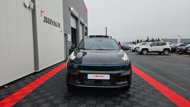 Lynk & Co 01 image 7