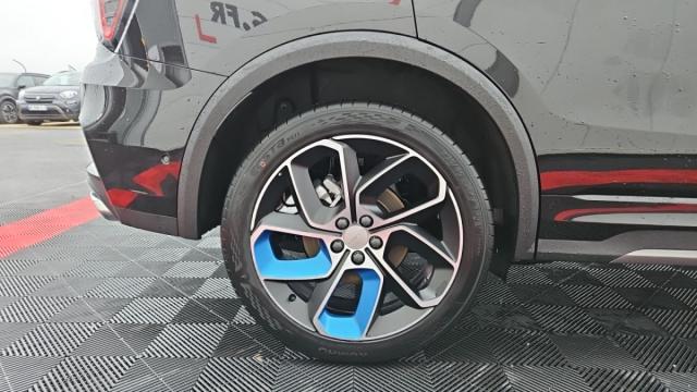 Lynk & Co 01 image 3