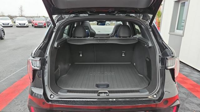 Lynk & Co 01 image 4